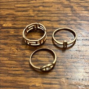 Elegant Gold Ring Set size 7